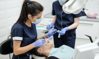 Fluoryzacja zębów - na czym polega i ile kosztuje?